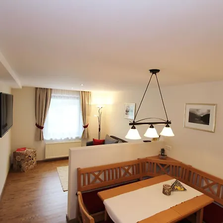Flat Near Shuttleberg * Kleinarl